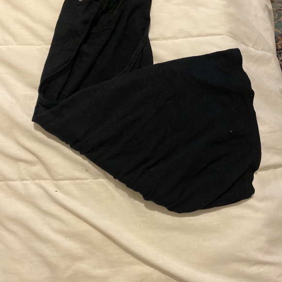 Bundle of 4 summer tanks! - Picture 2 of 10